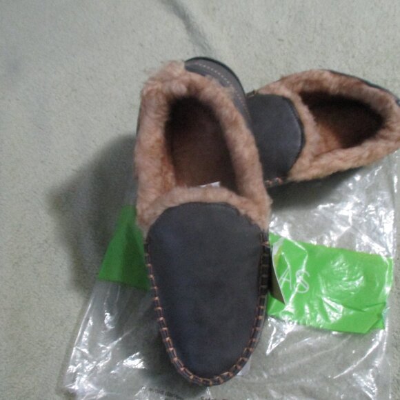 NWT Ultraideas Moccasins Slippers Memory Foam Mens Sz 10 Christmas Present - Picture 4 of 9